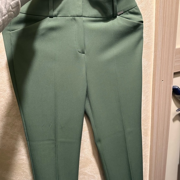 Blazer with pant - Picture 3 of 3